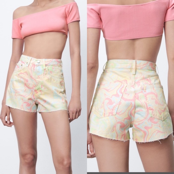Zara Pants - Zara printed shorts